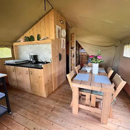 Lüks kamp alanı Safari-zelt Am Landwehrsee *