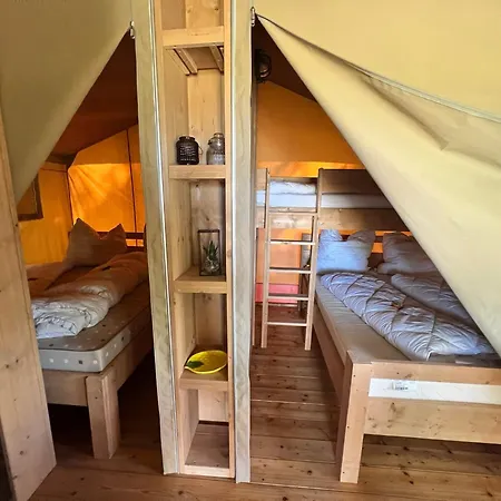 Lüks kamp alanı Safari-zelt Am Landwehrsee